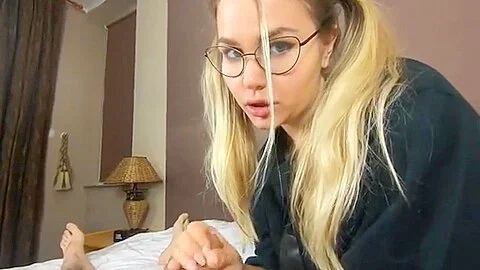 Marycandy - Homemade - Cute Girl With Glasses Swallow Cum After A Sloppy Blowjob