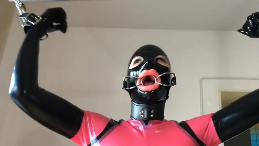 Latex couple
