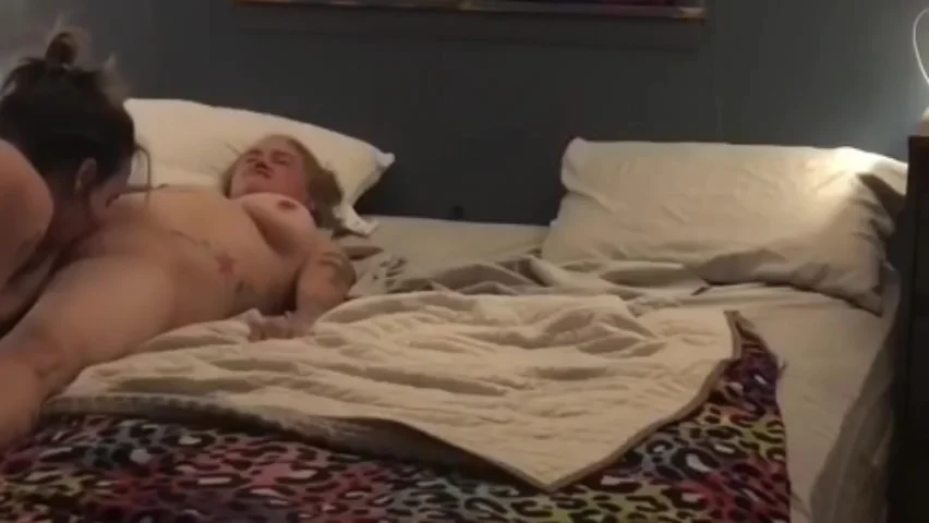 Lesbian Milf Pussy Eating and Strap On Fuckin - Pinky&Angel
