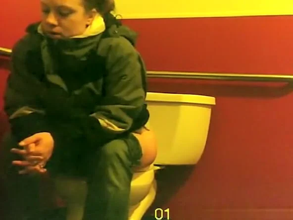 Woman spied by pissing