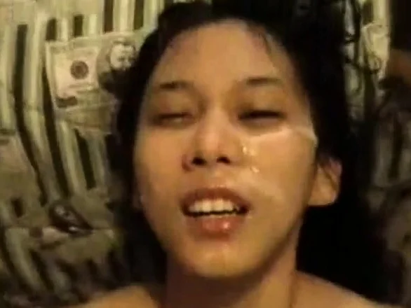 Asian girlfriend cumshots