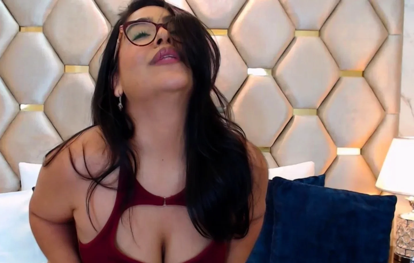 Sexy Chubby Babe Hot Masturbation