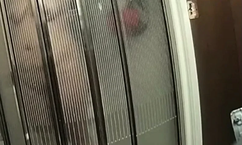 Shower time for my curvy sexy stepmom