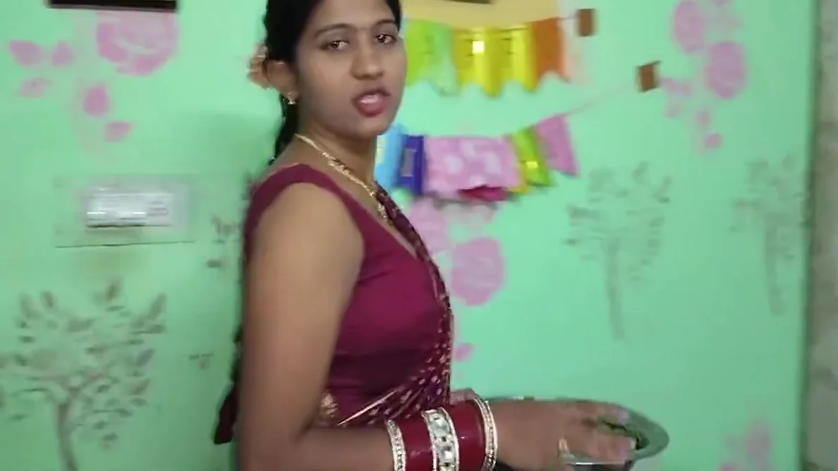 I Fuck My Bhabhi In Kichen Room When She Is Cooking