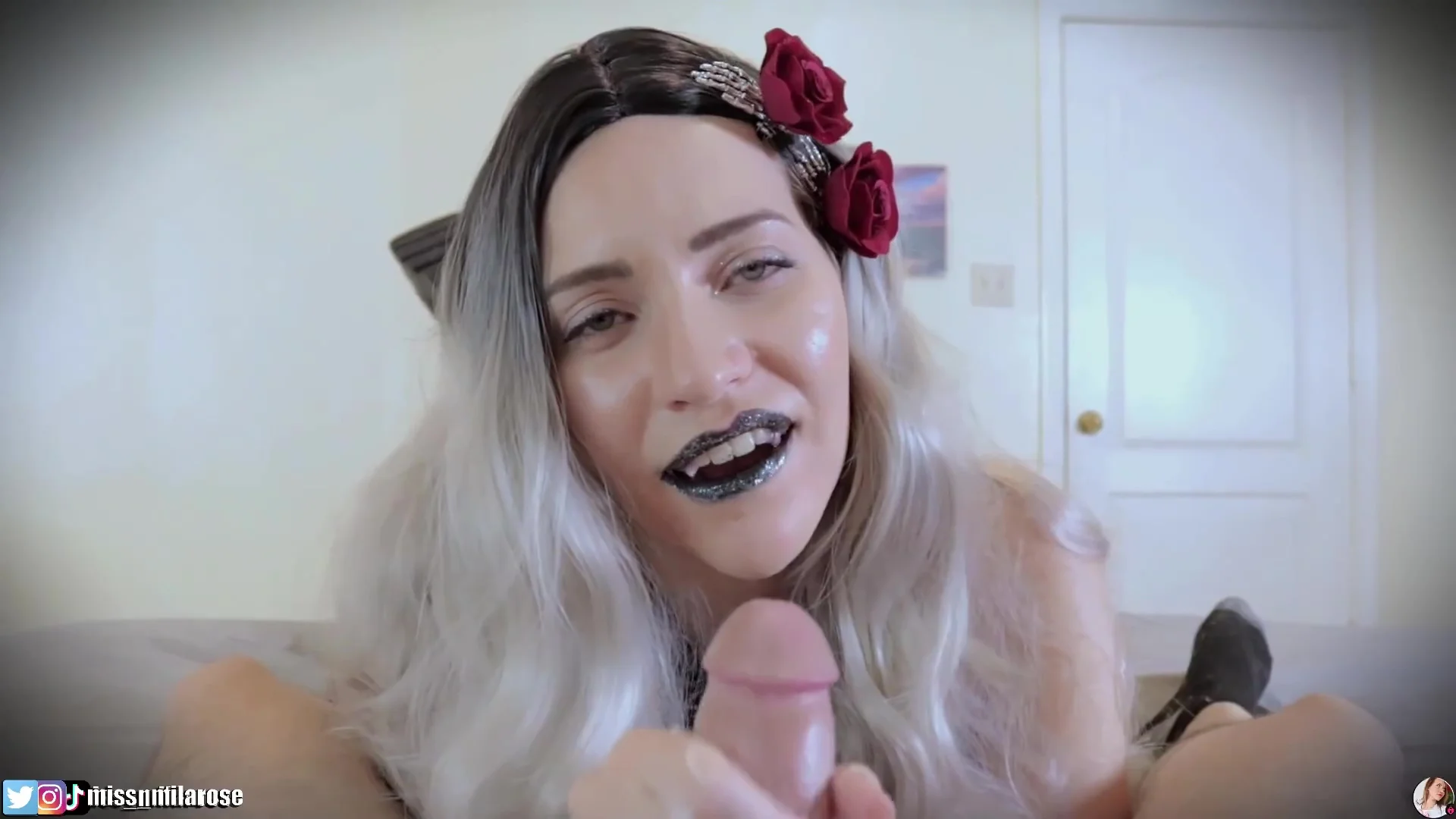 Vampire Seduction: Cum Milking Handjob (halloween)