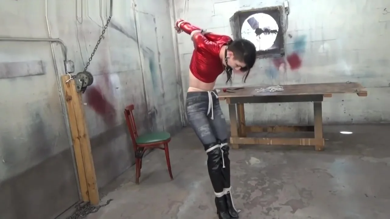 lydua black self bondage