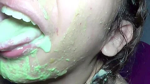 Brazilian deepthroat