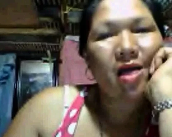 Mini Boobs flash of Elvie M filipina