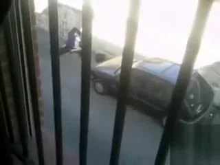Amateur cowgirl session down on the street