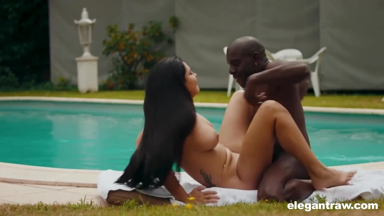 Bbc Stretches Latina Her Ass
