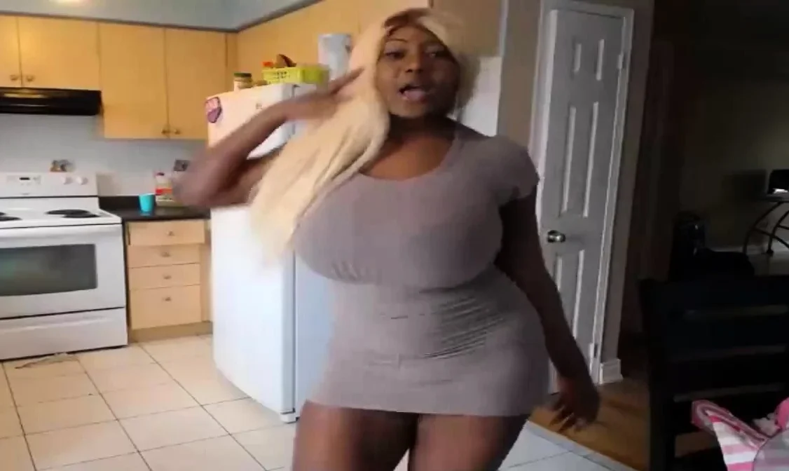 Curvy Ebony MILF With Huge TITS...