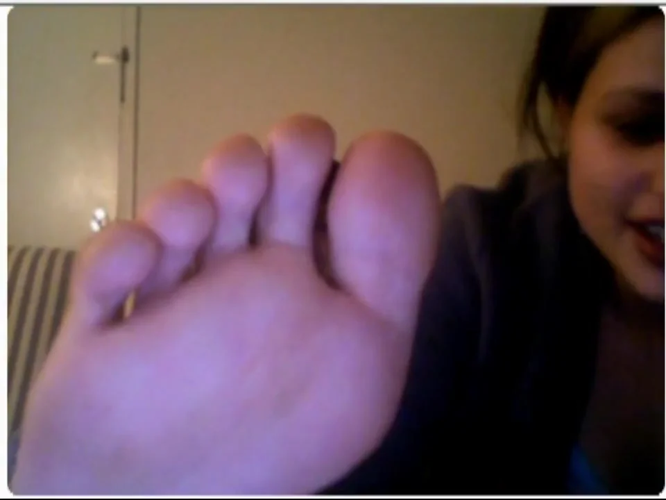 chatroulette girls feet 43