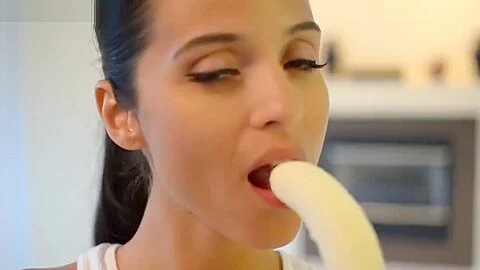 janessa brazil, banana, solo, masturbating, janessa solo, brazil girl