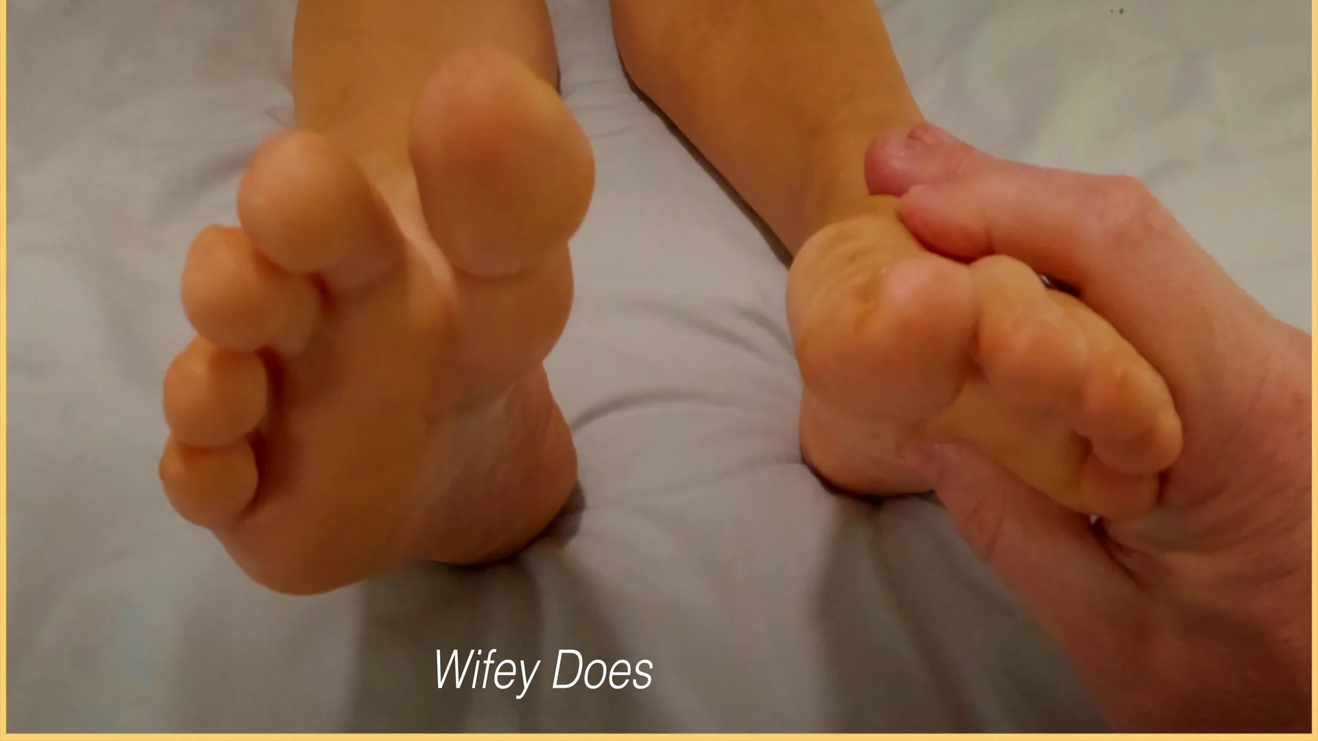 Wifey Gets Her Feet And Toes Massaged