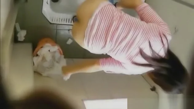 YouPorn - chinese-public-toilet
