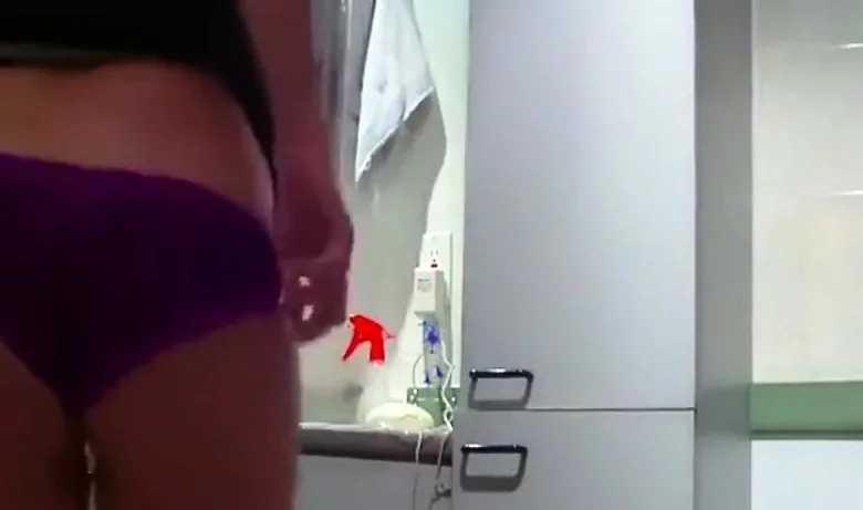 spying on stepmom whose ass I worship