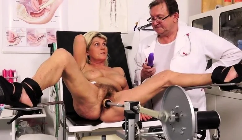 Renate – Gyno Exam Of Sexy Hairy Granny Renate