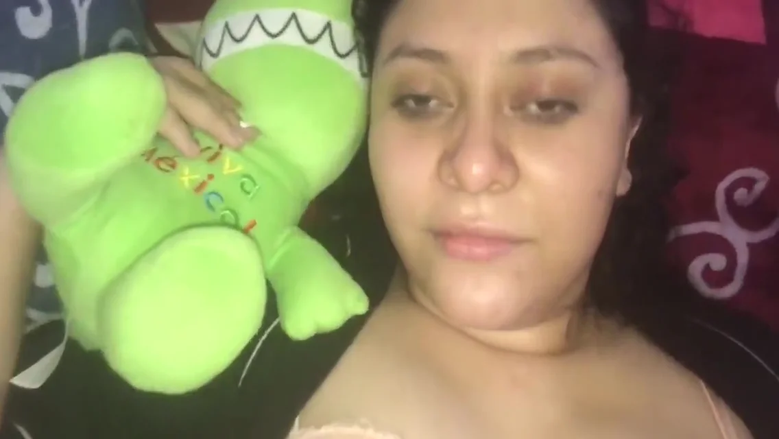 Cojo Sin Quitarle La Bata, Rica Latina La Hago Mia De Nuevo. 10 Min