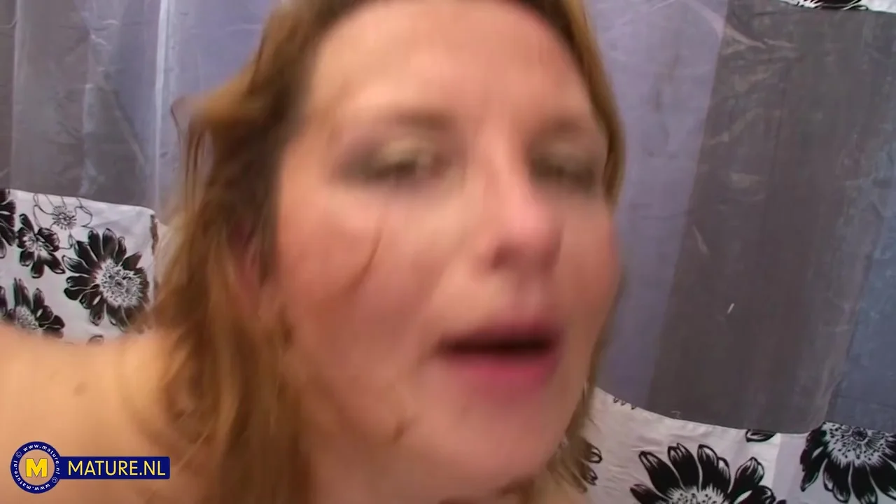 Tanny Is A Slutty Curvy Housewife With Big Natural Tits Who Gets Fucked By Her Neighbour - MatureNl