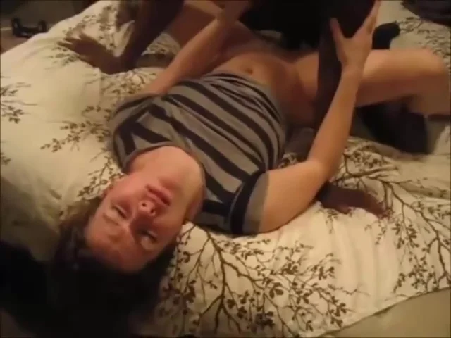 Amateur black guy cums inside her