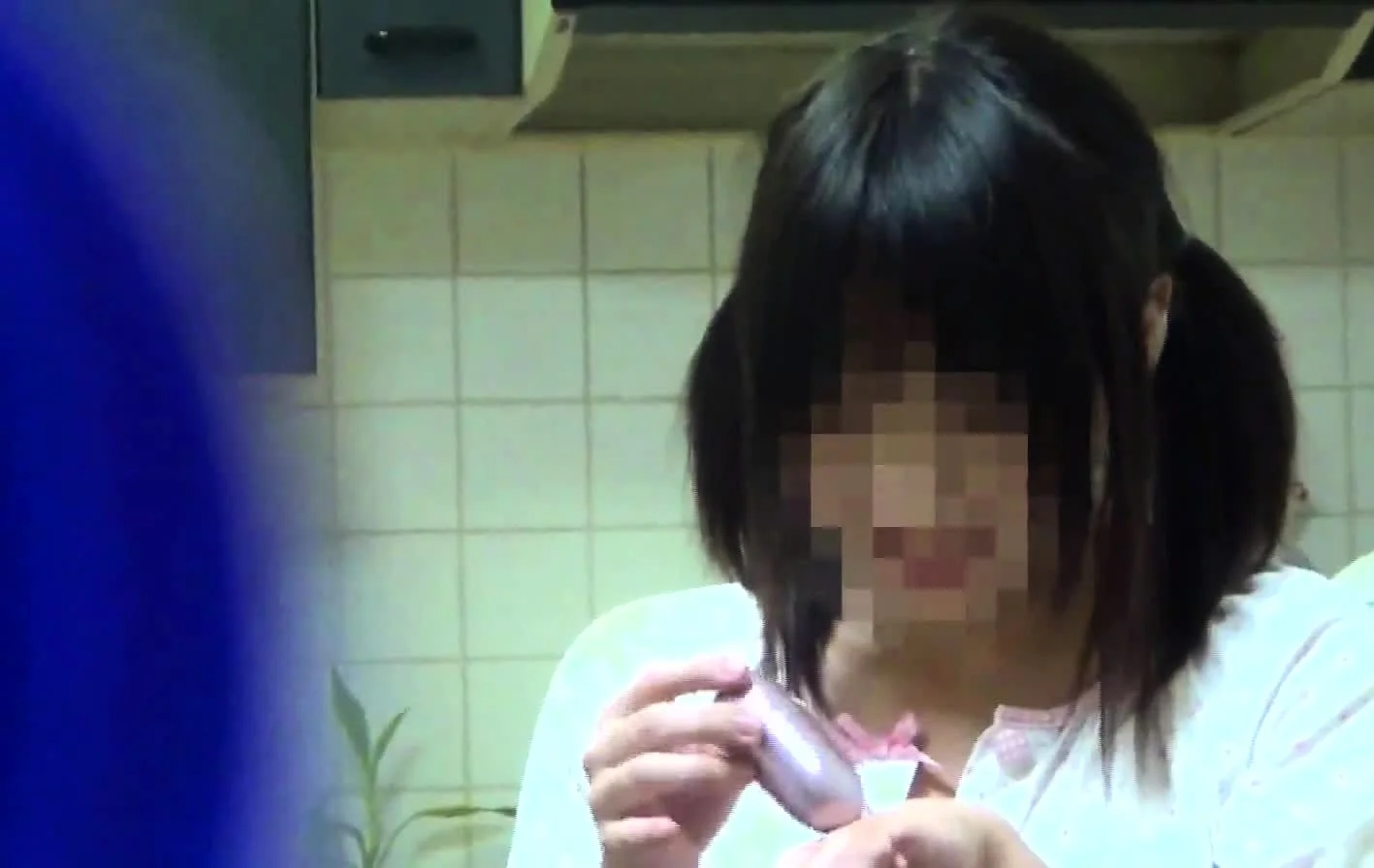Sister Voyeur Bathtub Masturbation in showers