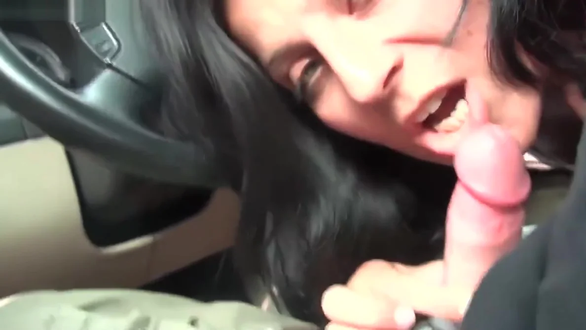 FunMovies amateur blowjob while driving in public