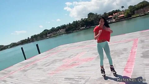 Bubble Butt Girlfriend Tries Anal Sex