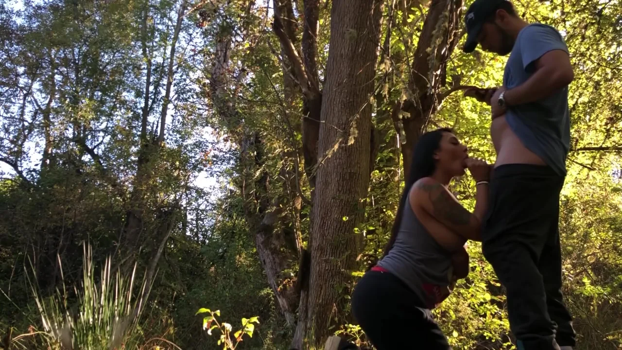 Huge Cumshot at a Public park