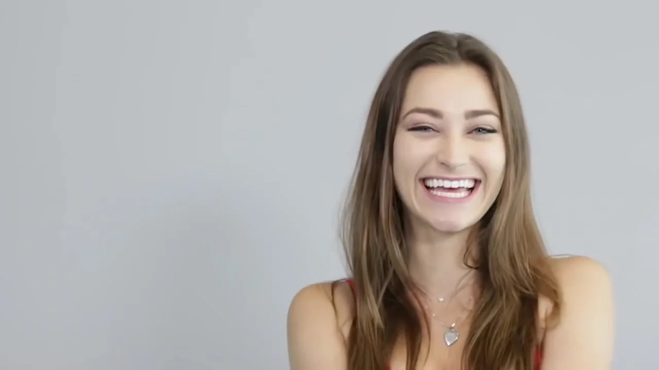 Hot Dani Daniels Gets A Muscular Guy To Make Her Cum