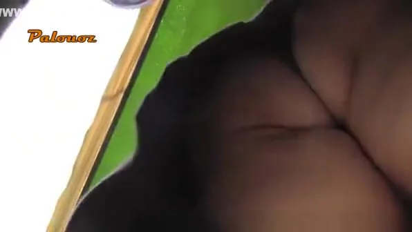 Chubby Milf Upskirt