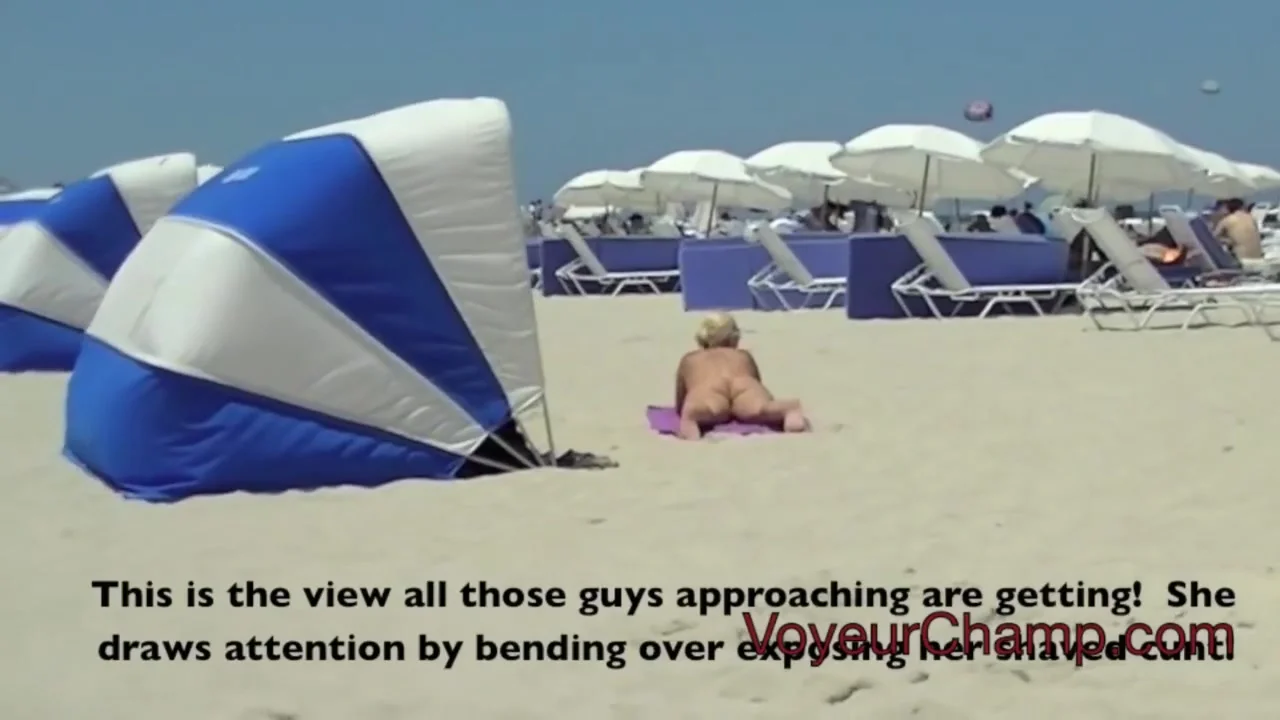Im An Exhibitionist Wife At The Nude Beach For All The !!!