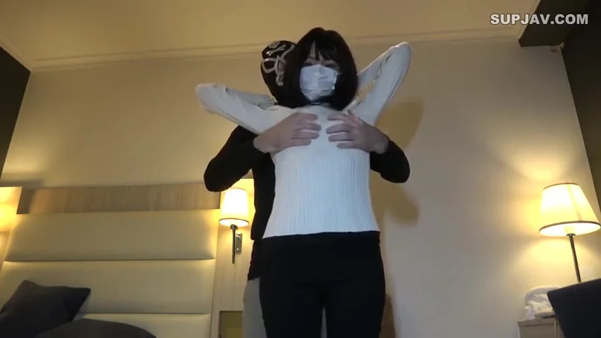 A Slender Beautiful Married Woman Who Is A Regular. It Seems That There Is No Gakushu Ability*, So This Time I Will Also Be Sanctioned For Creampie