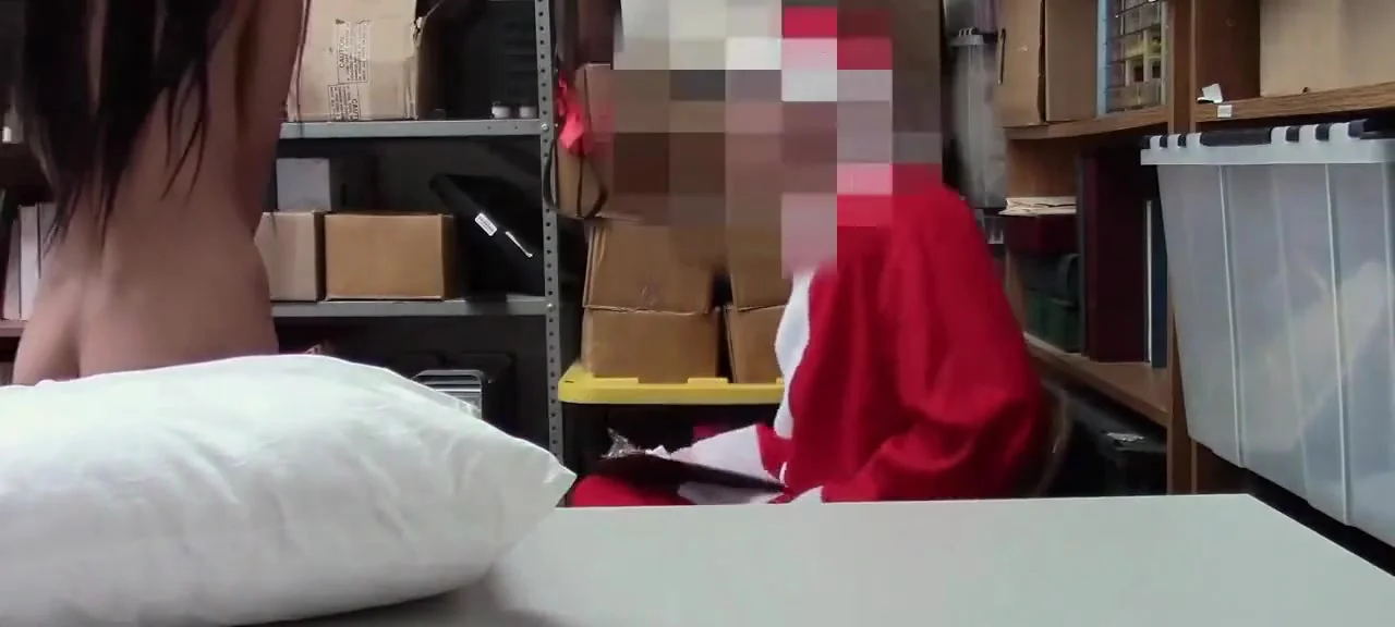 Shoplifting teen 18+ Fucked By Santa On Christmas 8 Min