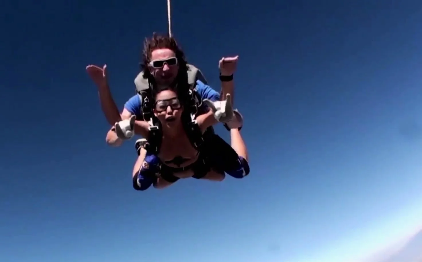 Naked latina and asian babes parachuting