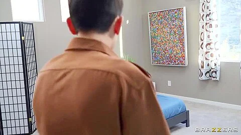 Two Hung Studs Fuck Halle Hayes From Both Ends At A House Party