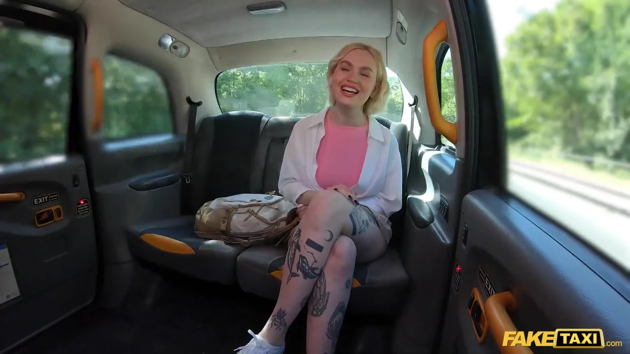 Blonde Gets A Hard Fast Fuck Inside And Outside Of The Taxi