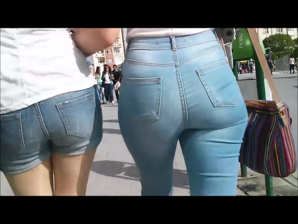 Excellent Candid Ass From teen 18+ Girl