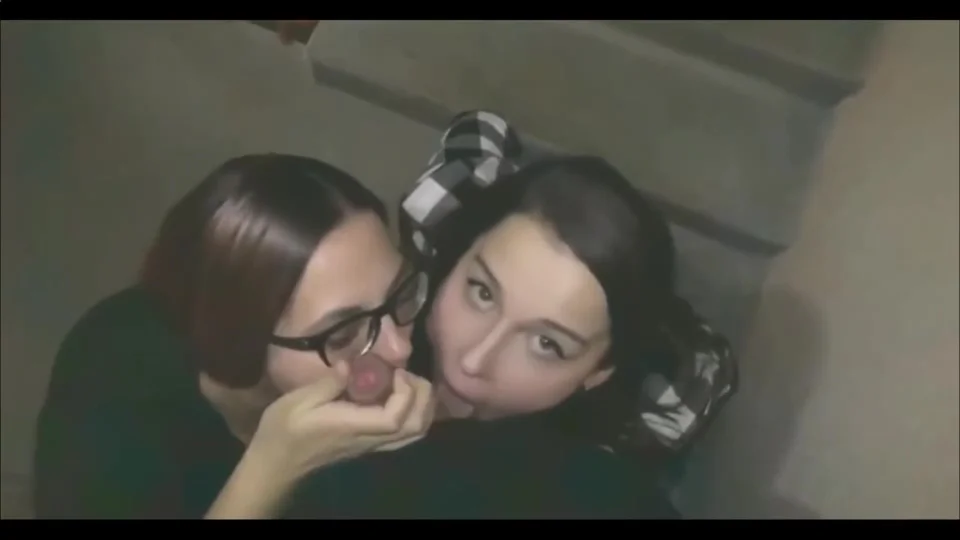 Cute teen 18+ And Her Girlfriend 3some Orgy Sex