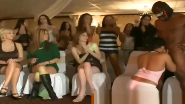 Cfnm babes at mega suck off party