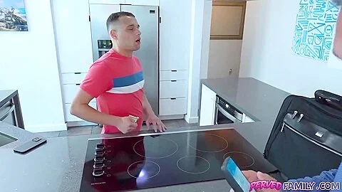 Lacy Tate - Quietly Eating My Stepsisters Pussy For Breakfast