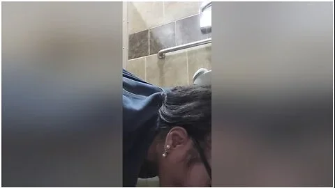 Uniqueen Peeing And Slurping It Off The Bathroom Floor Come See Me Be Disgusting Stepdaddy