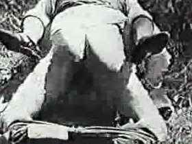 Vintage DP sex outdoor with ebony midget