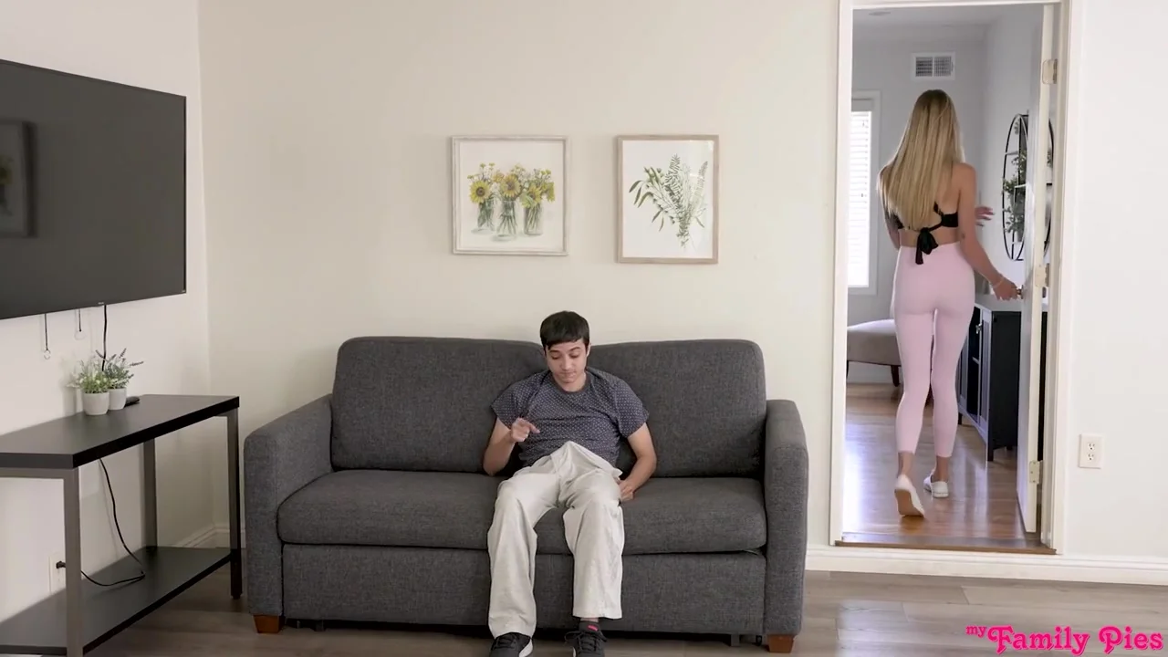Stepbrother Says My Penis Has A Mind Of Its Own! S22:e5