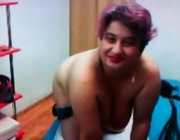 curvy granny cam