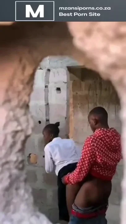 Mzansi Senior High Teacher Fucks A student 18+ Raw Behind The Classrooms