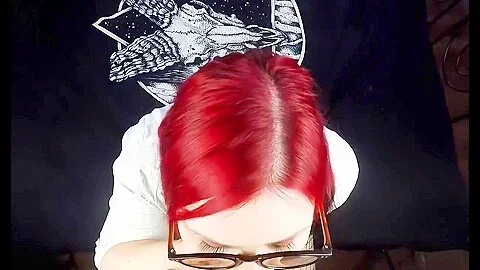 Chubby gets a big load on her glasses