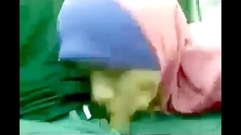 Malay hijab girl suck in car