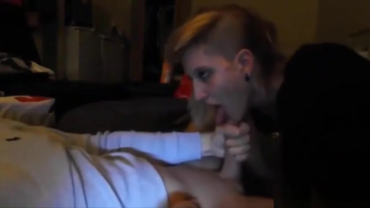 Horny Hookup Milf Deepthroats Huge Cock