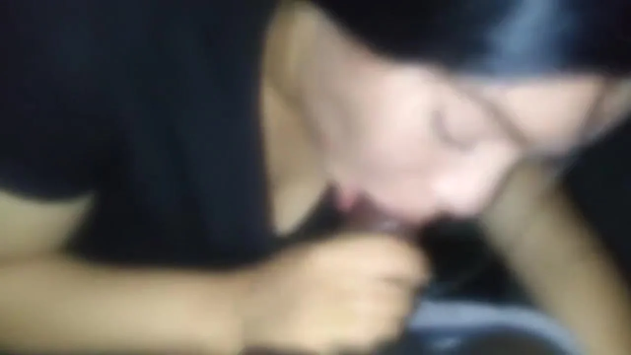 Giving my neighbors boyfriend a Nice blowjob