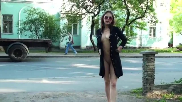 Russian slut Lilia outdoor